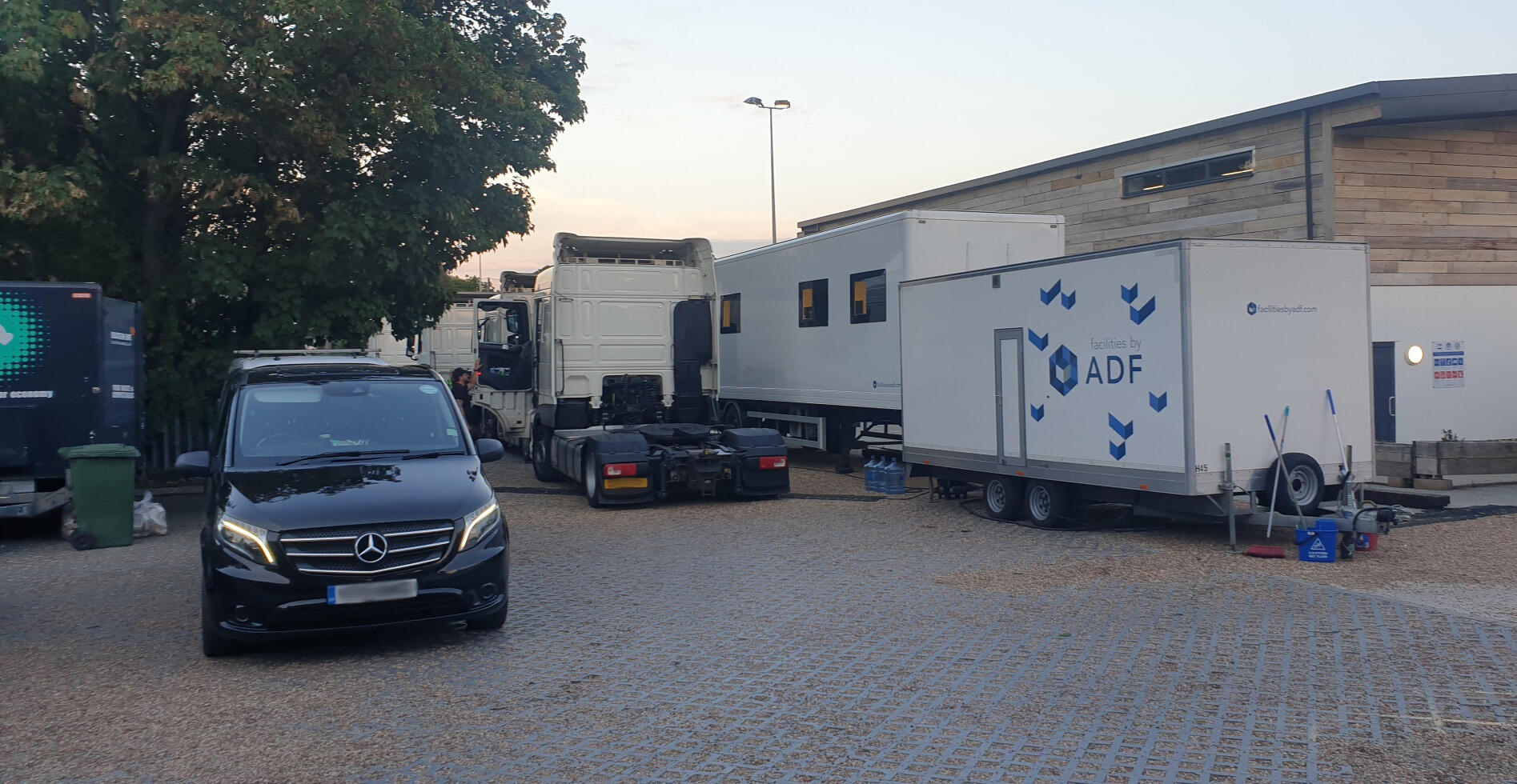 Unit Base in Acton West London